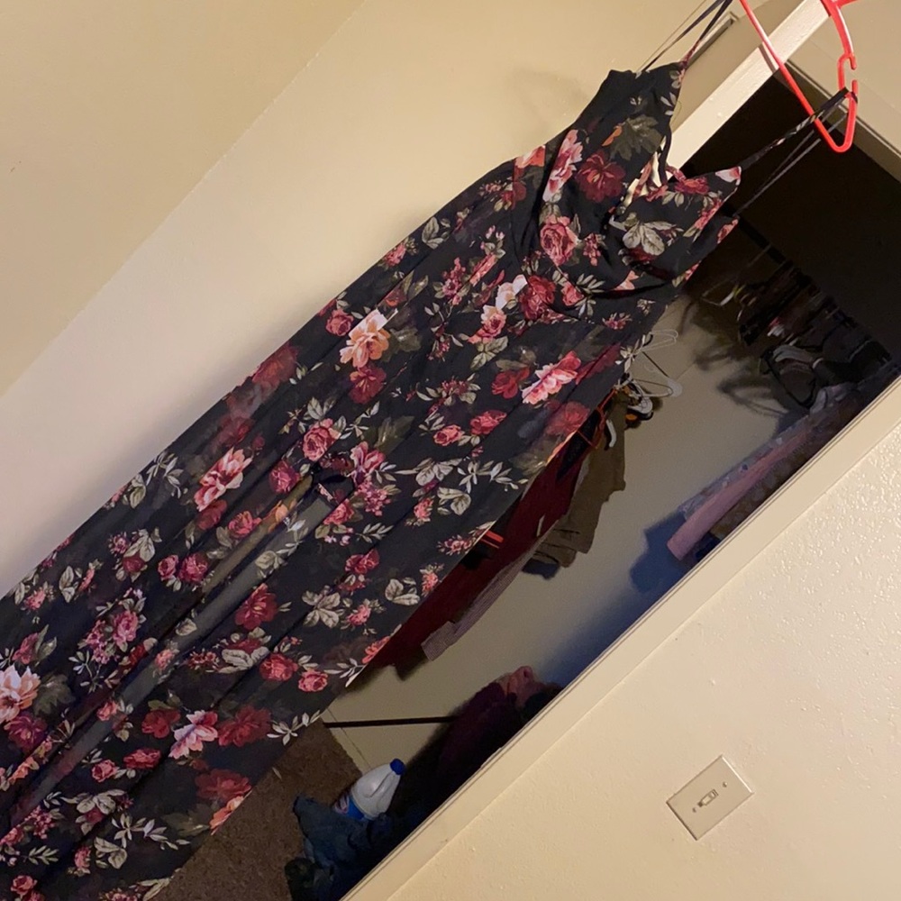 Small. Maxi dress with shorts. Really beautiful only worn literally once.